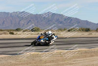 media/Jan-18-2026-CVMA (Sun) [[519f600f45]]/Race 13-Formula 40 Open/